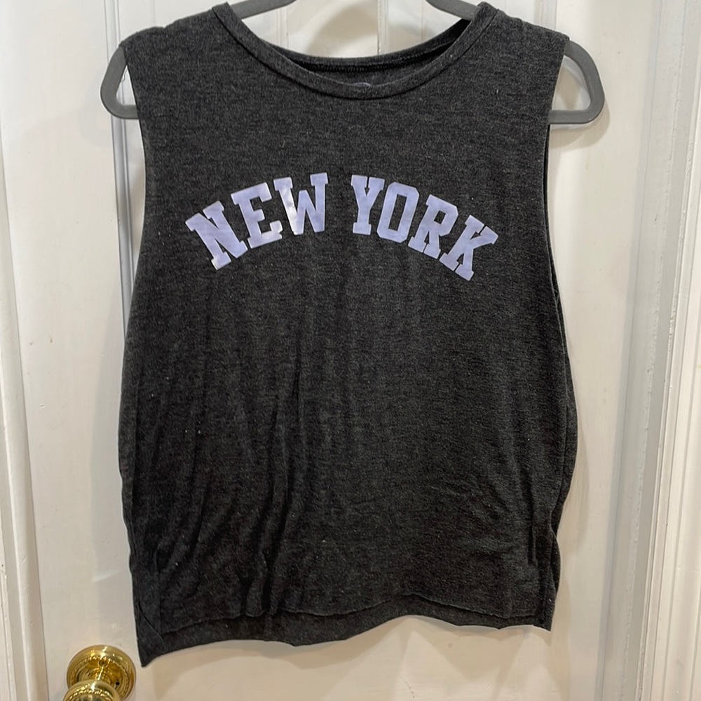 Graphic Tank
